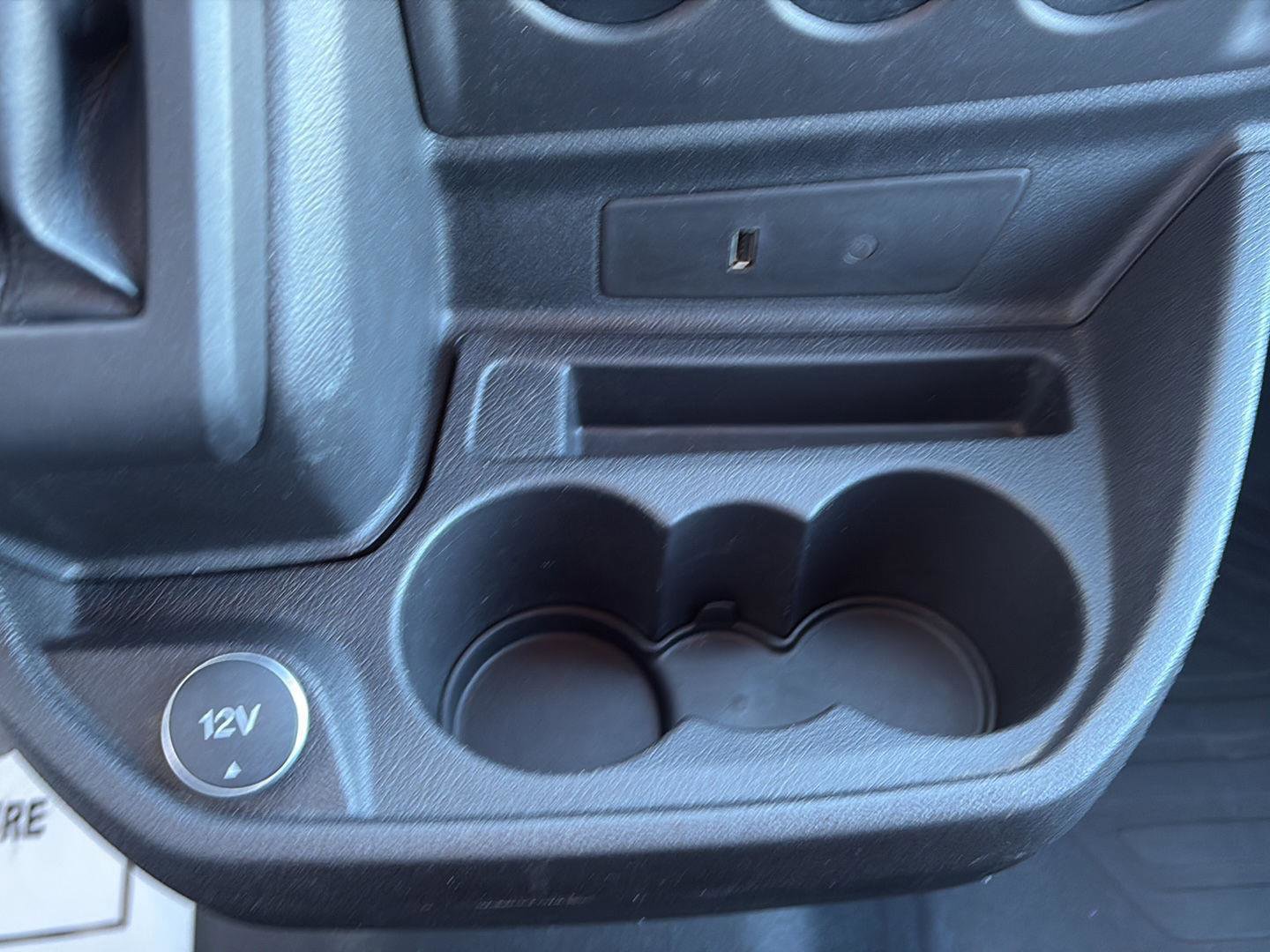 Used 2018 Ford Transit 150 XLT image 18