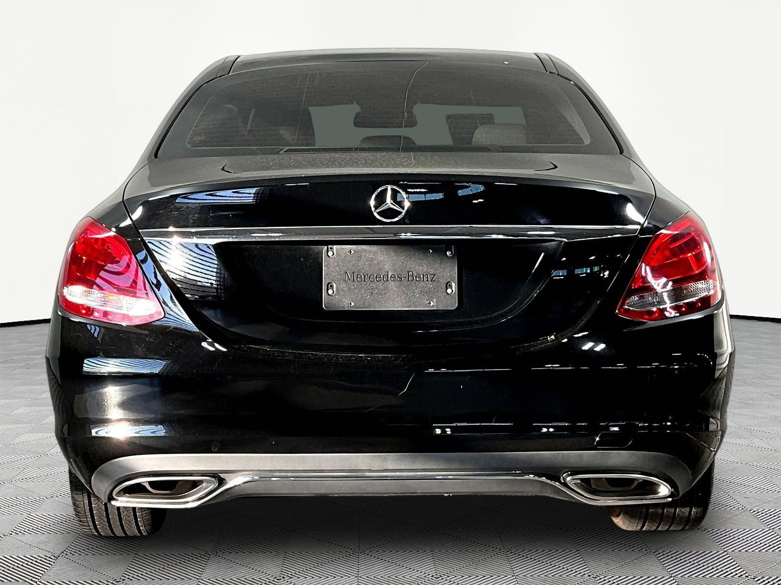 Used 2016 Mercedes-Benz C 300 4MATIC Sedan image 5