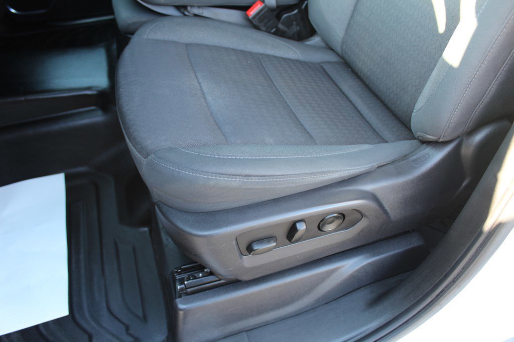 Used 2024 Chevrolet Silverado 2500 LT w/ Convenience Package image 17