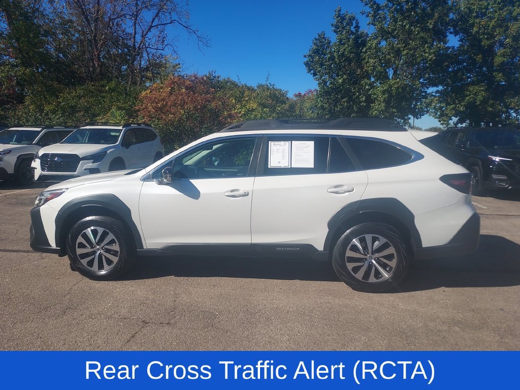 Used 2023 Subaru Outback Premium AWD/4WD image 6