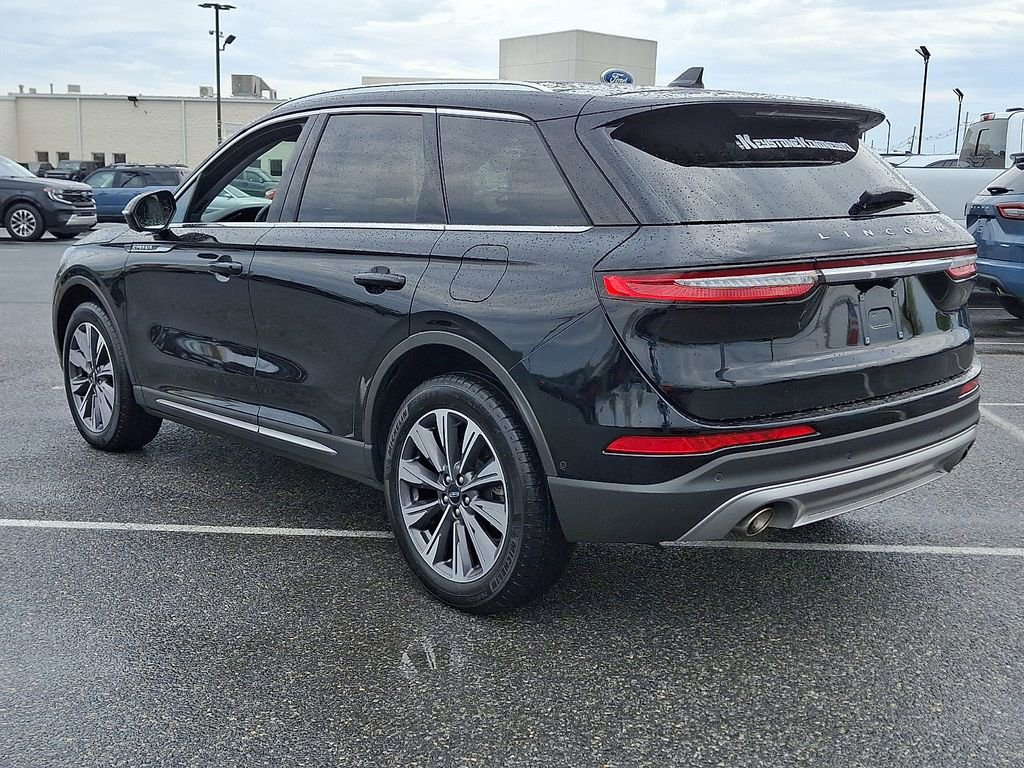 Used 2022 Lincoln Corsair Reserve w/ Equipment Group 201A AWD/4WD image 4