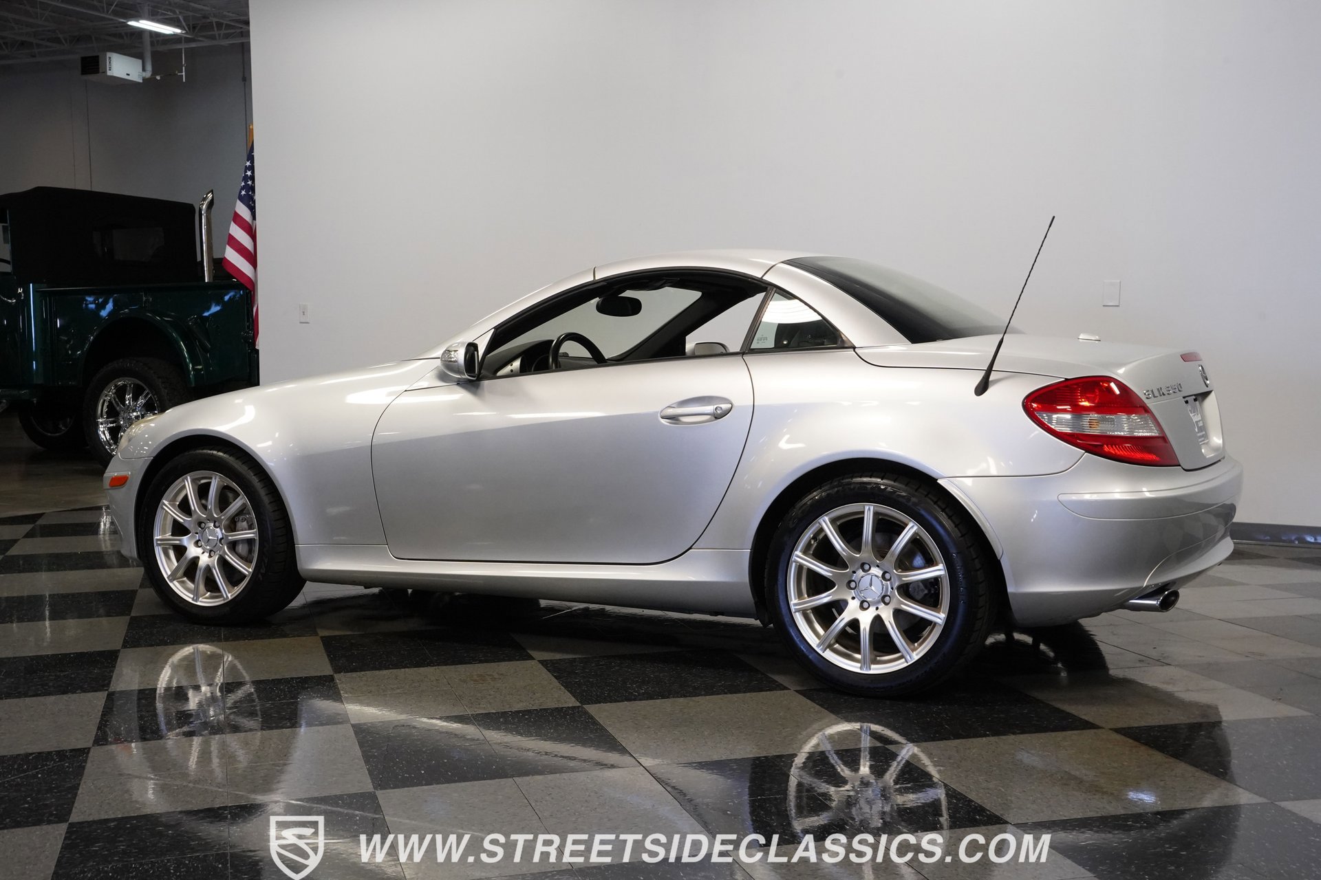 Used 2006 Mercedes-Benz SLK 350 image 8