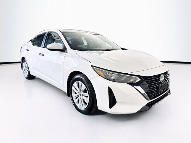 Certified 2025 Nissan Sentra S FWD image 3