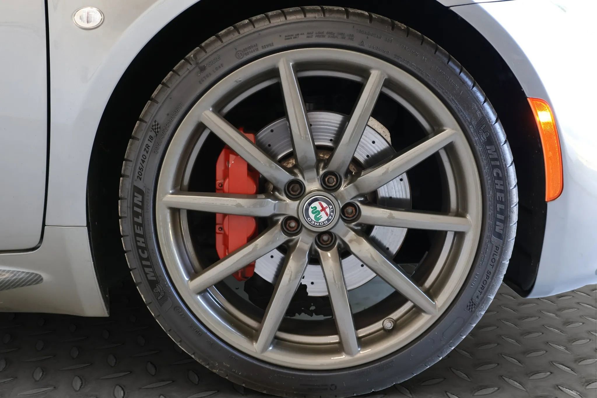 Used 2017 Alfa Romeo 4C Coupe image 35