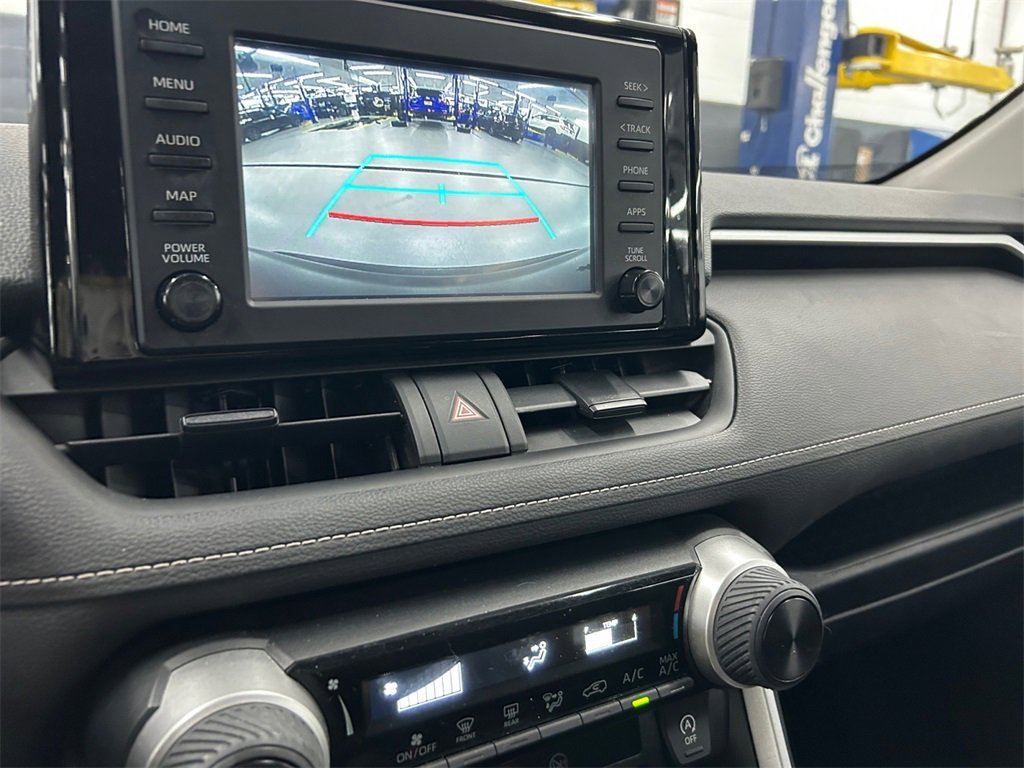 Used 2019 Toyota RAV4 LE image 30
