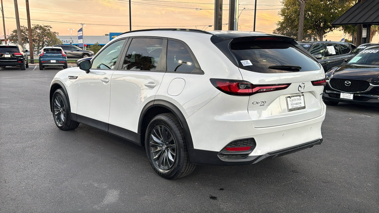 Certified 2025 MAZDA CX-70 3.3 Turbo w/ Preferred Package image 6