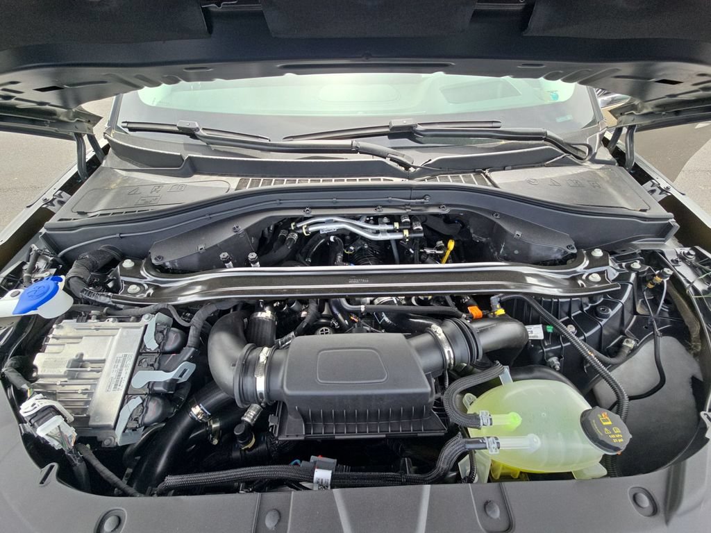 Used 2025 Lincoln Aviator Reserve w/ Equipment Group 201A AWD/4WD image 33