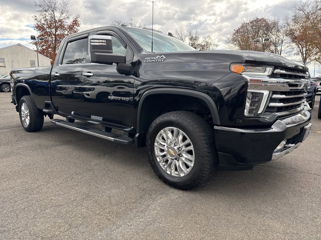 Used 2021 Chevrolet Silverado 3500 High Country w/ Z71 Off-Road Package image 3