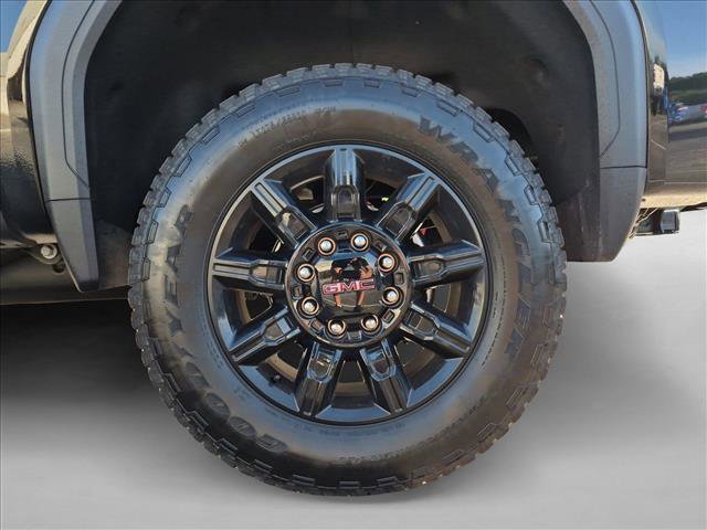 Used 2026 GMC Sierra 2500 AT4 w/ AT4 Premium Plus Package AWD/4WD image 9
