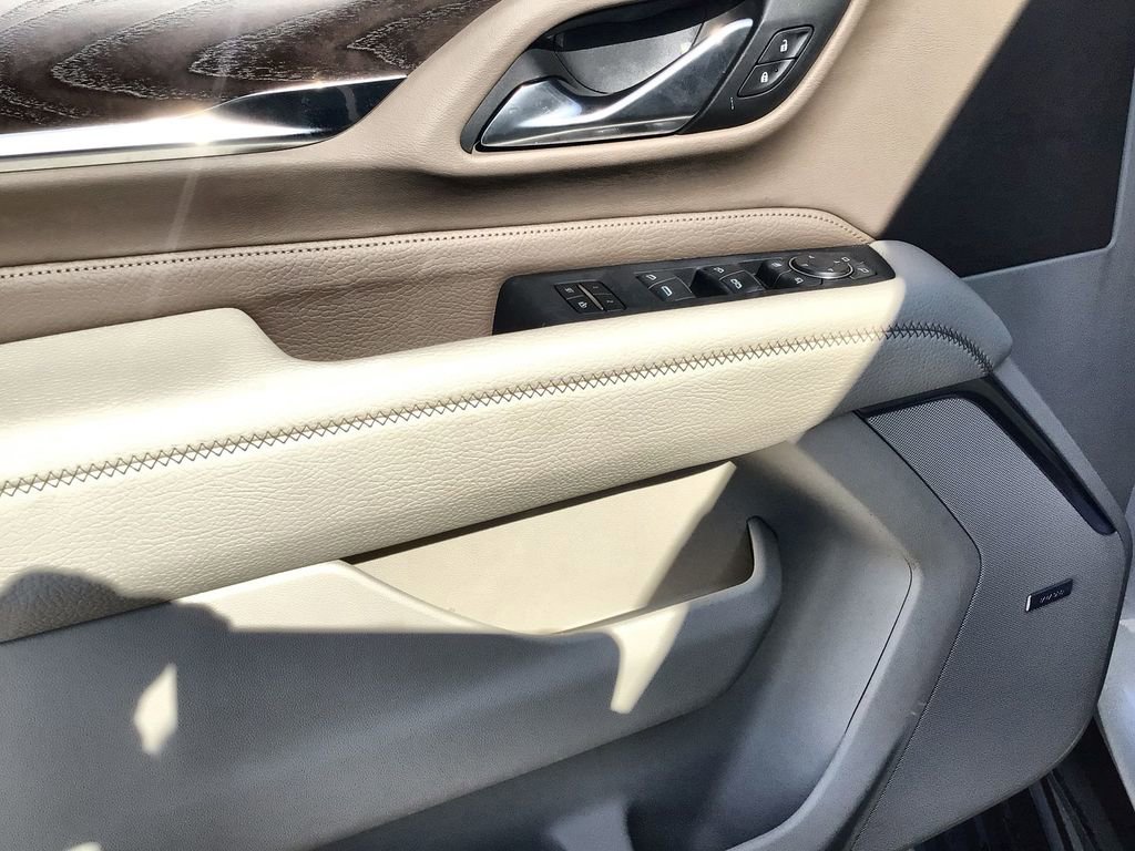 Used 2023 GMC Yukon Denali image 23