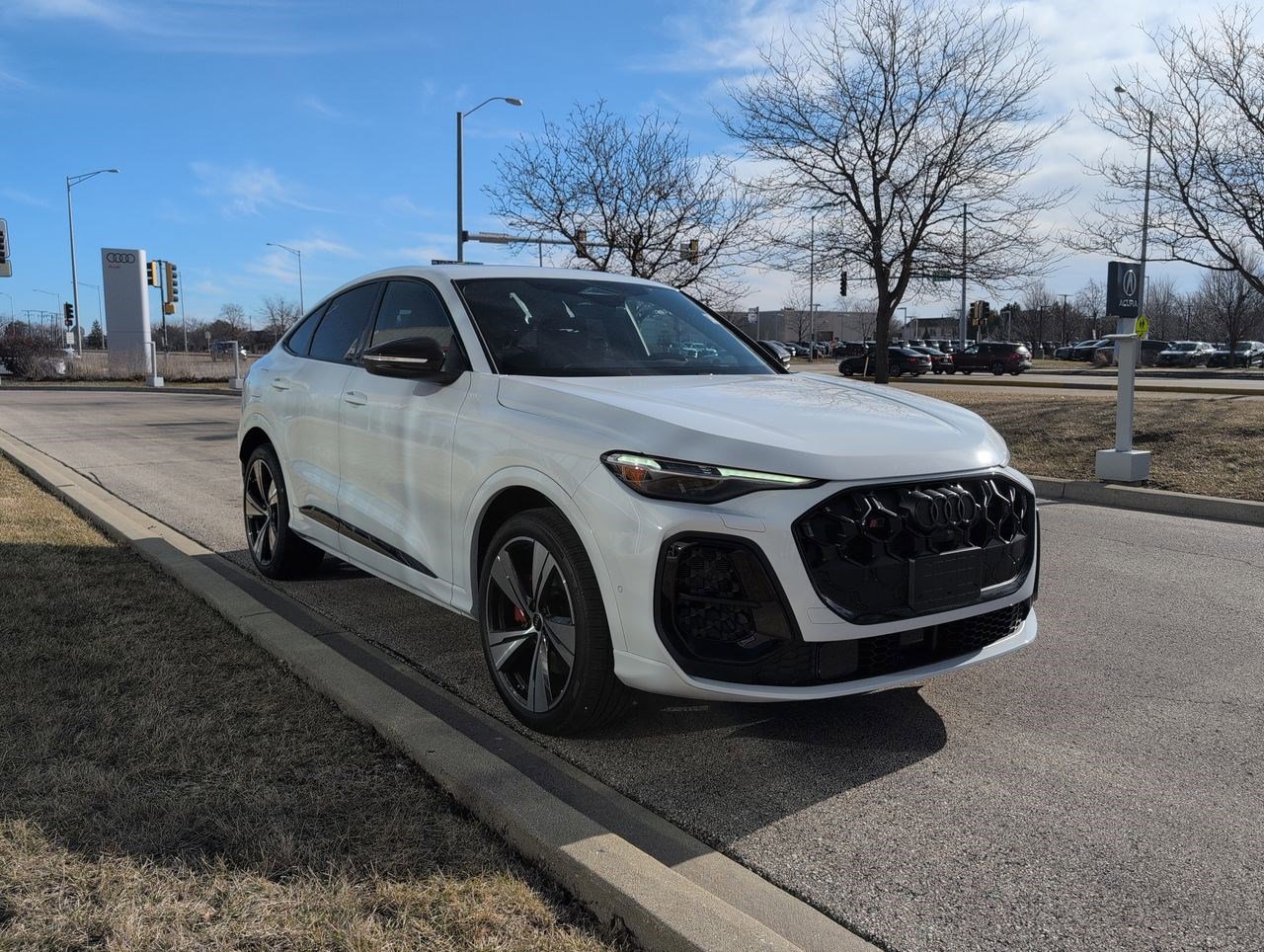 New 2025 Audi SQ5 Premium Plus image 28