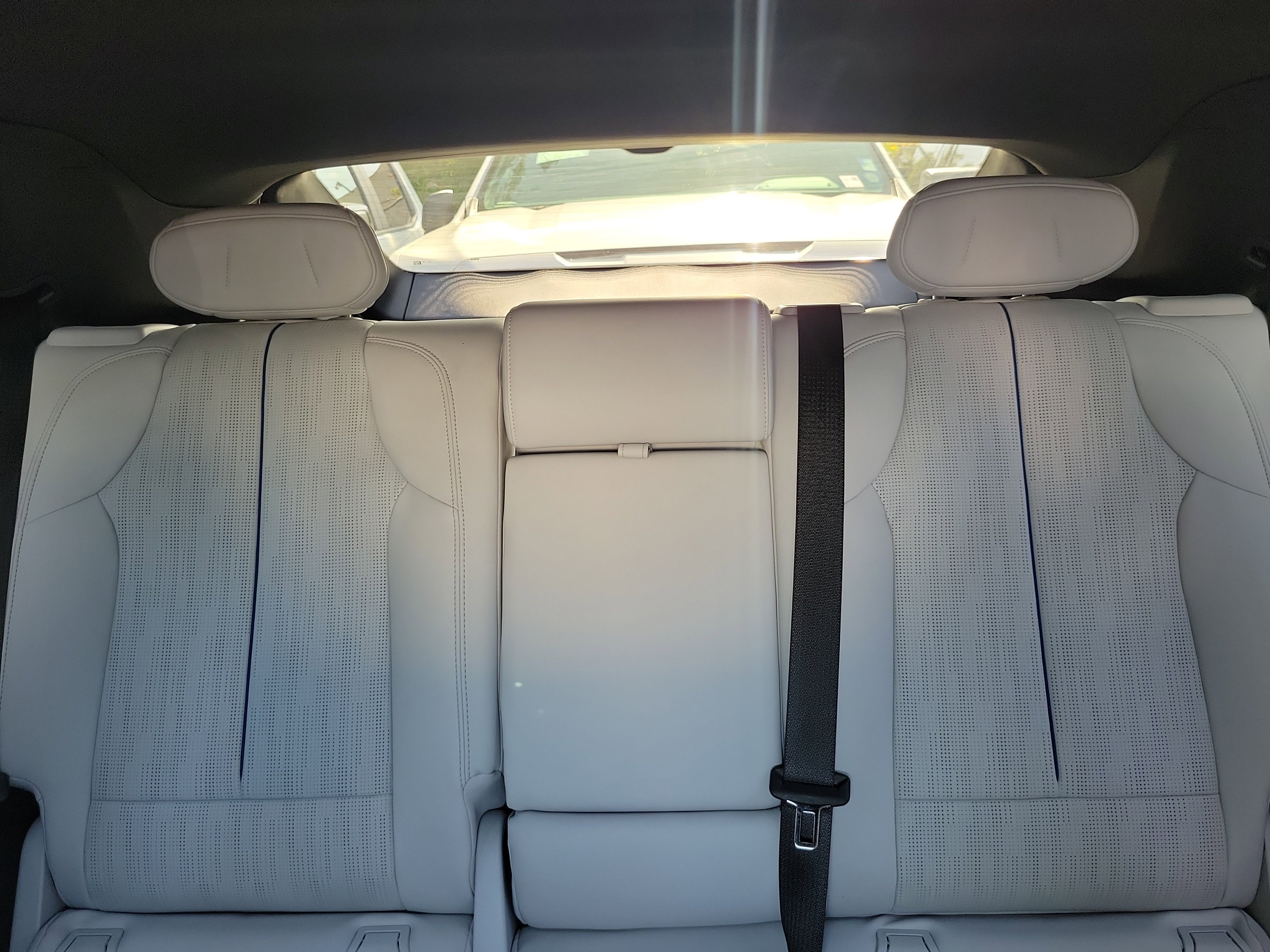 Used 2024 Cadillac Lyriq Luxury RWD image 31