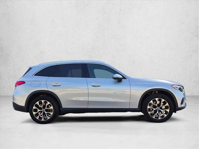 Used 2026 Mercedes-Benz GLC 350e 4MATIC image 4
