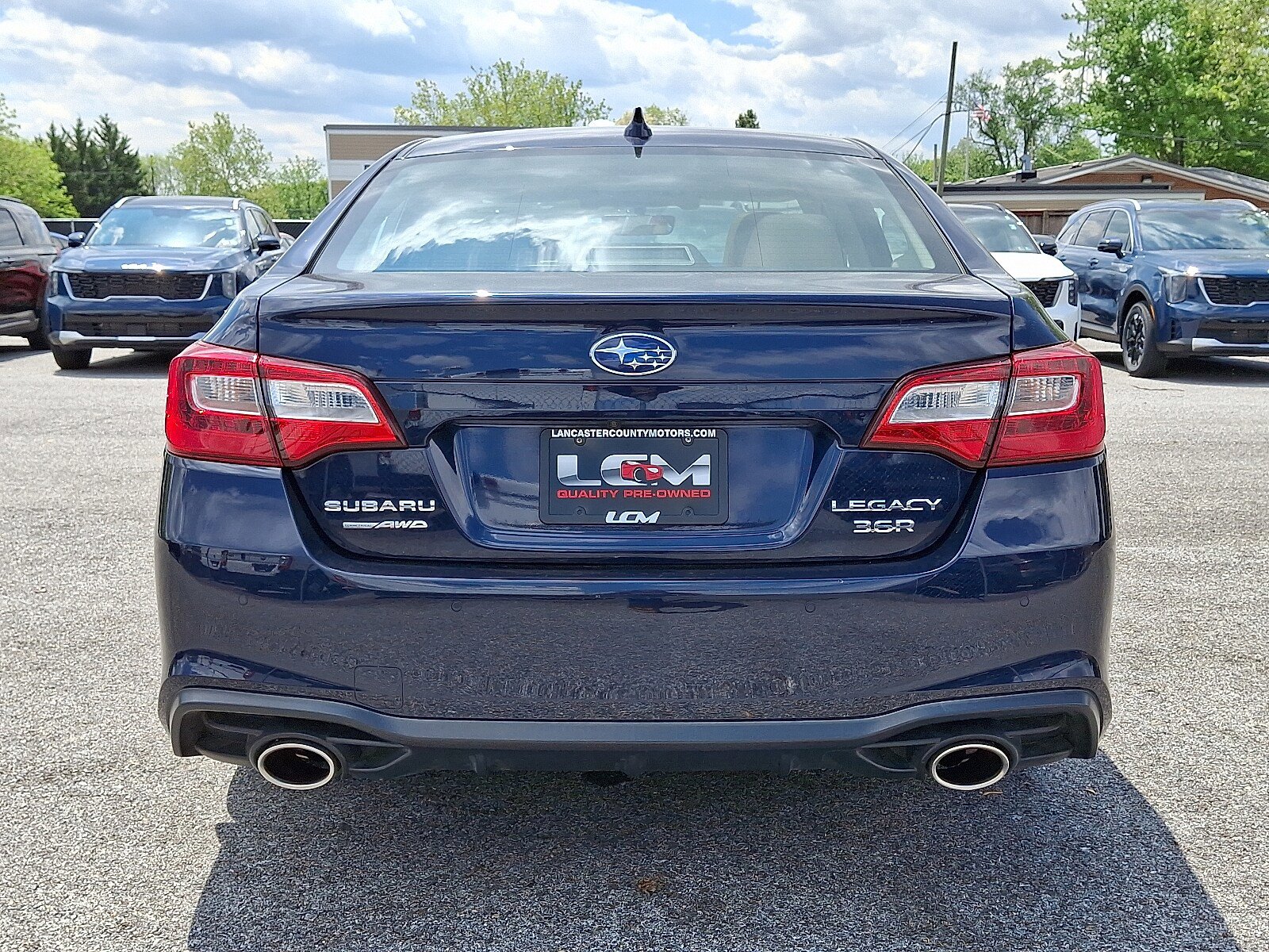 Used 2018 Subaru Legacy 3.6R Limited AWD/4WD image 6