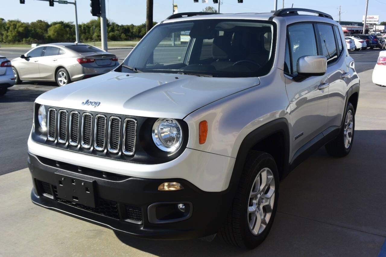 Used 2017 Jeep Renegade Latitude w/ Popular Equipment Group