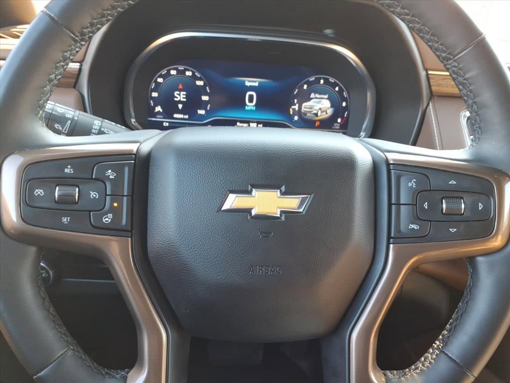 Used 2024 Chevrolet Suburban High Country image 24