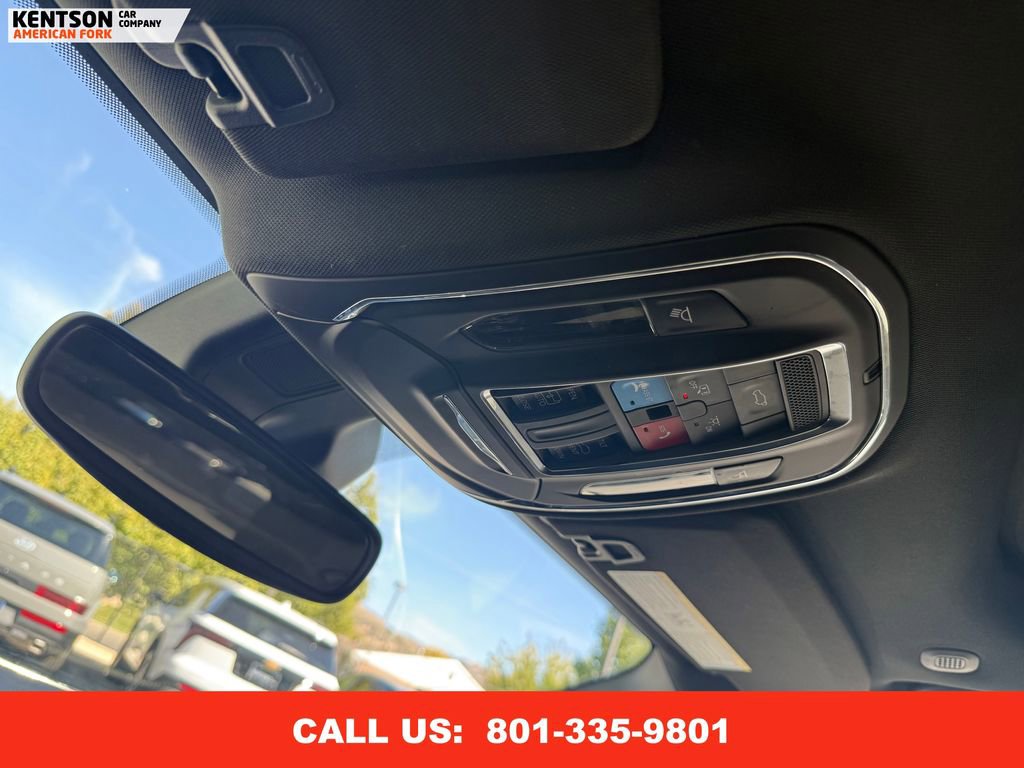Used 2023 Jeep Grand Cherokee Altitude image 30