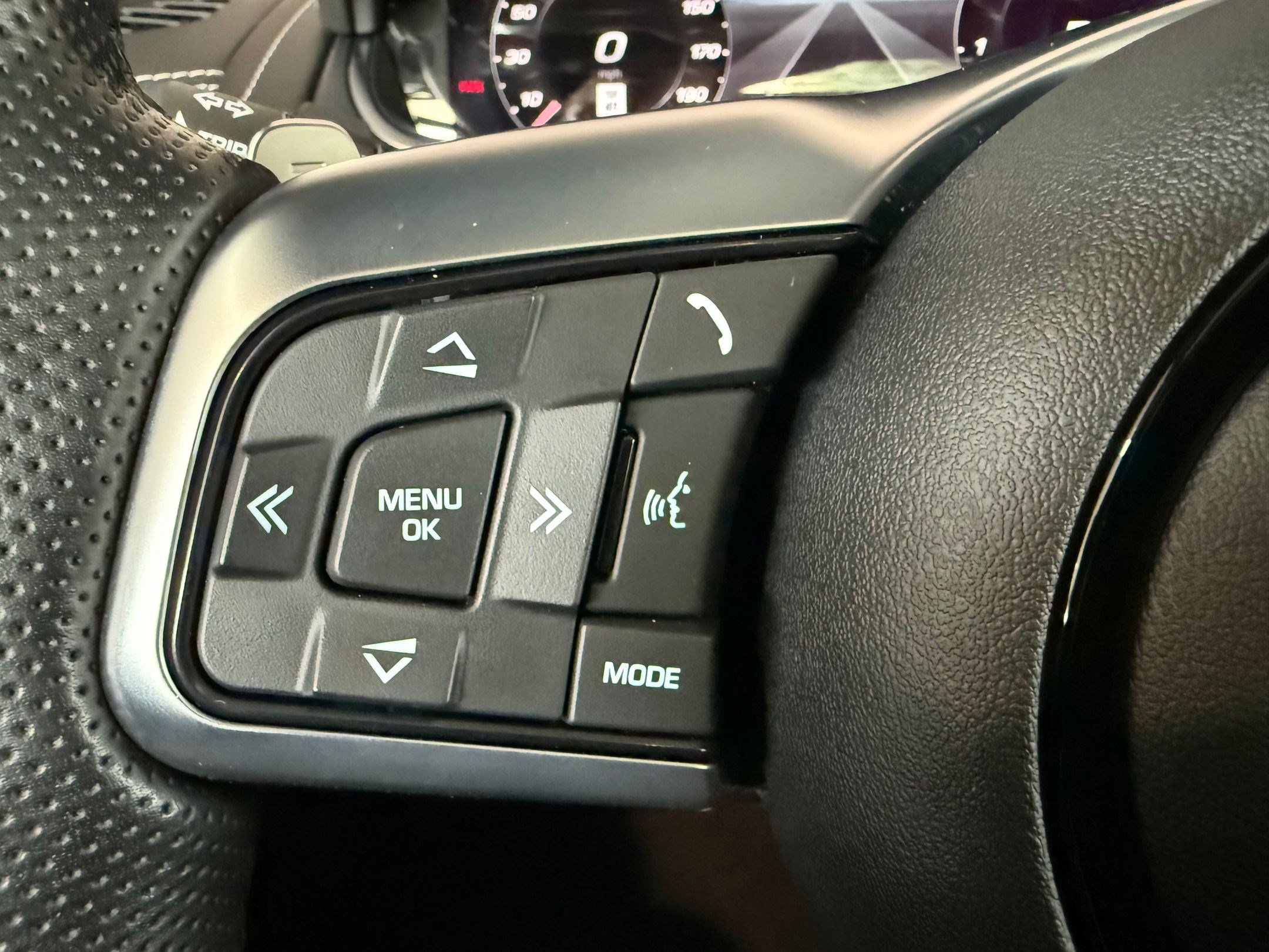 Certified 2023 Jaguar F-TYPE R AWD/4WD image 13