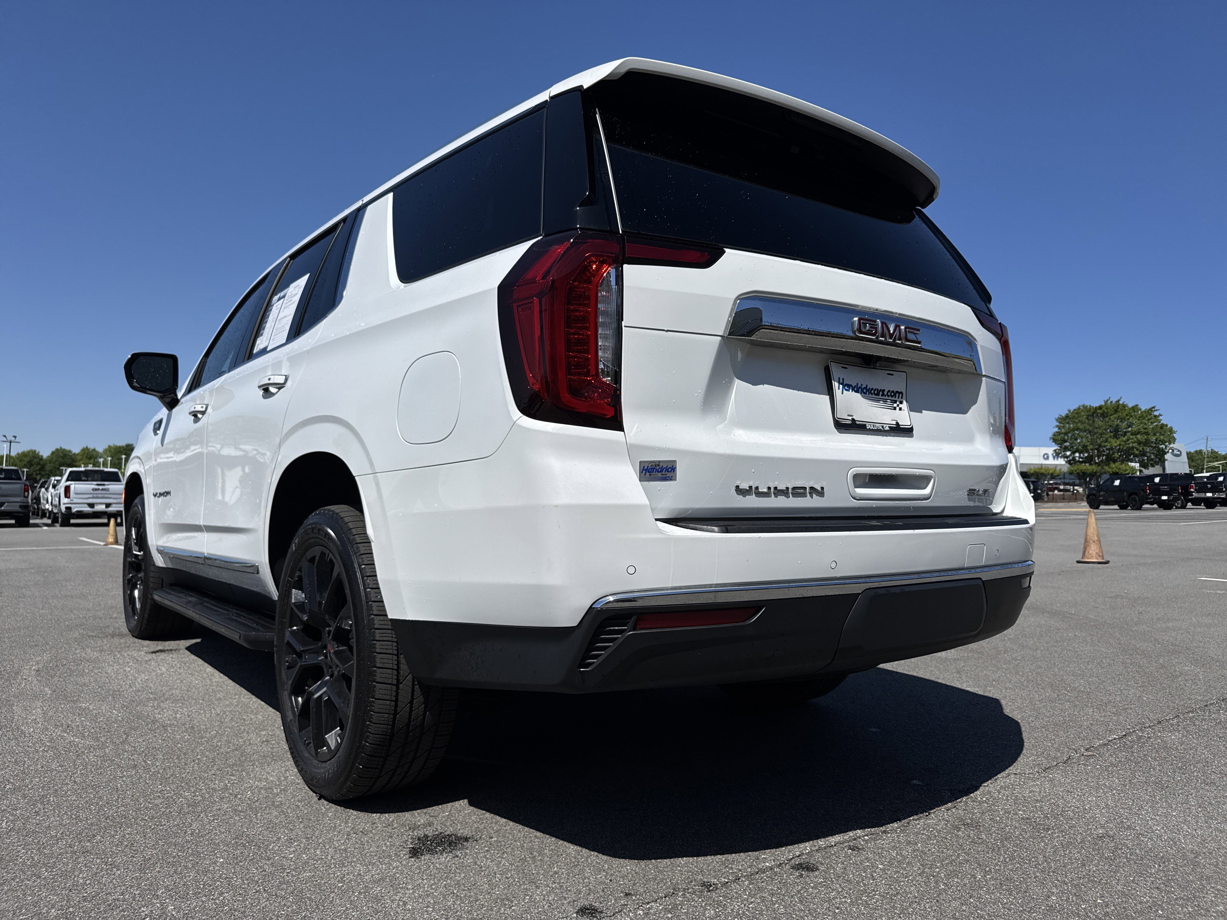 Used 2023 GMC Yukon SLT image 8