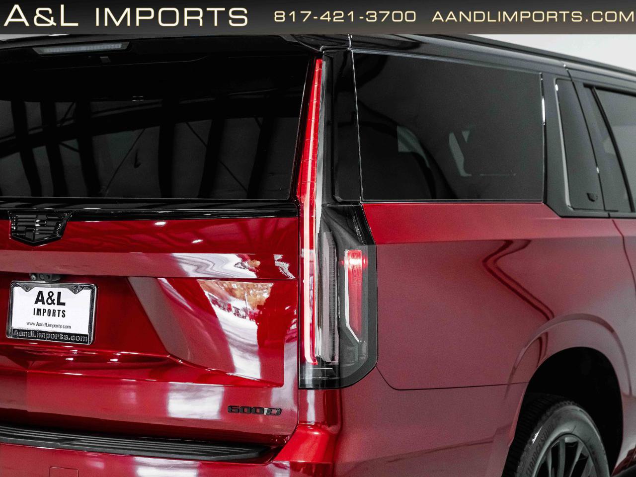 Used 2024 Cadillac Escalade ESV Premium Luxury AWD/4WD image 44