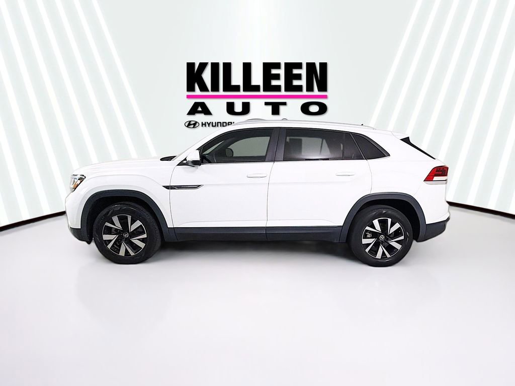 Used 2021 Volkswagen Atlas Cross Sport SE image 3