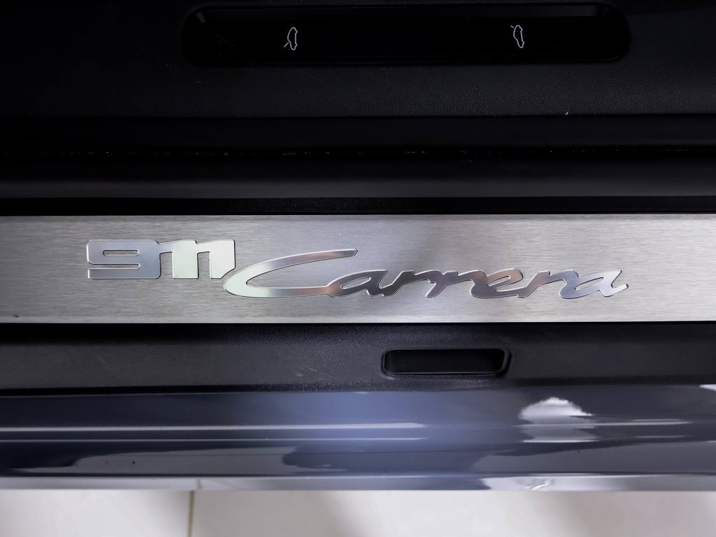 Certified 2024 Porsche 911 Carrera image 19