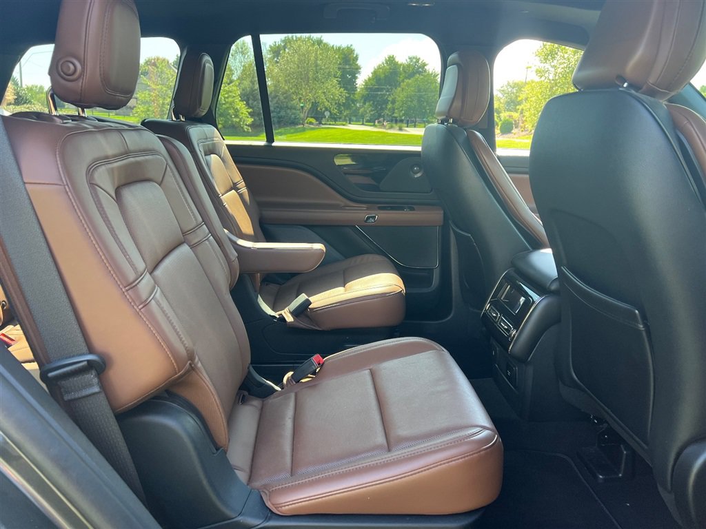 Used 2020 Lincoln Aviator Reserve w/ Equipment Group 201A AWD/4WD image 20