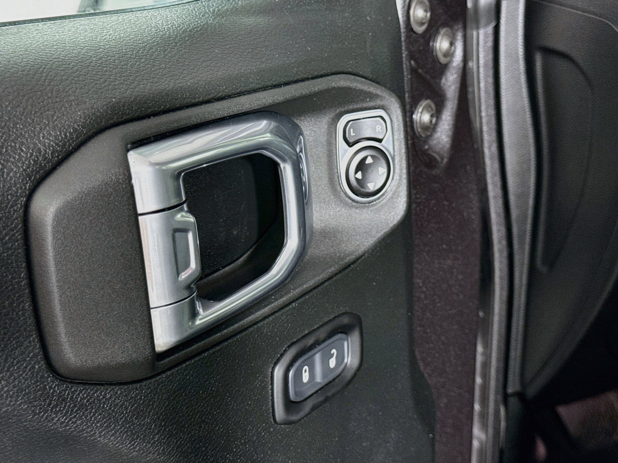 Used 2021 Jeep Wrangler Unlimited Sport AWD/4WD image 19