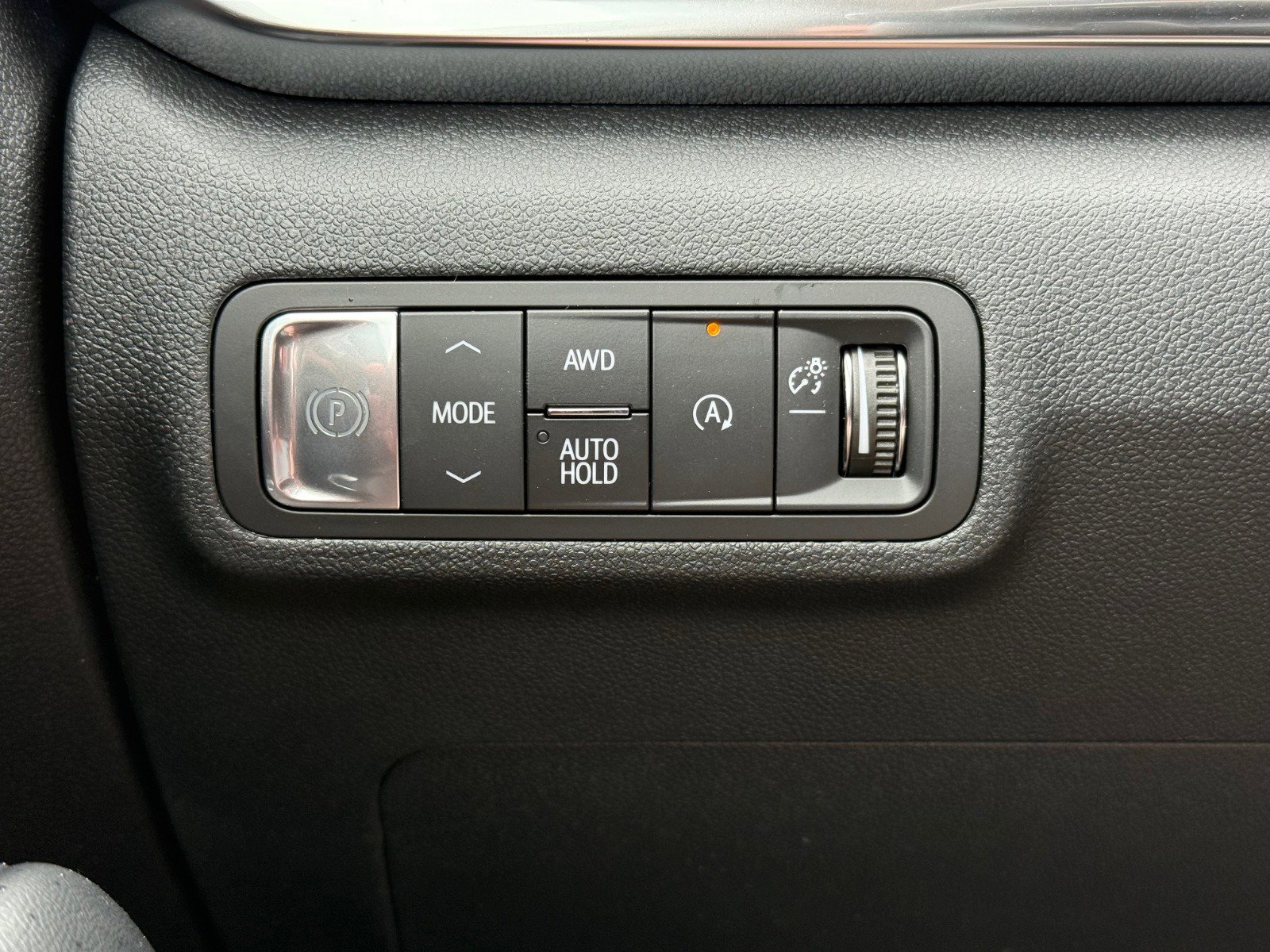 New 2026 GMC Terrain Denali w/ LPO, Floor Liner Package image 17