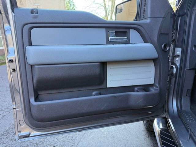 Used 2012 Ford F150 XLT w/ XLT Chrome Pkg image 18