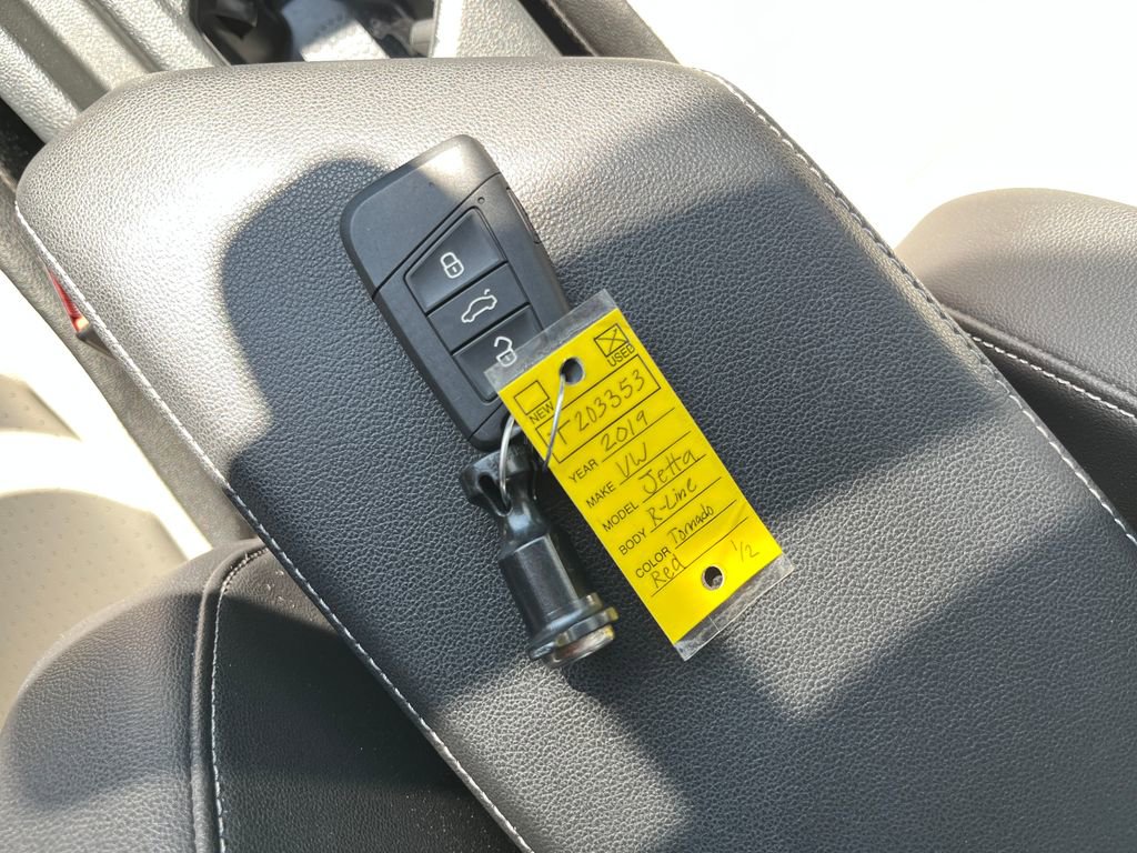 Used 2019 Volkswagen Jetta R-Line FWD image 29