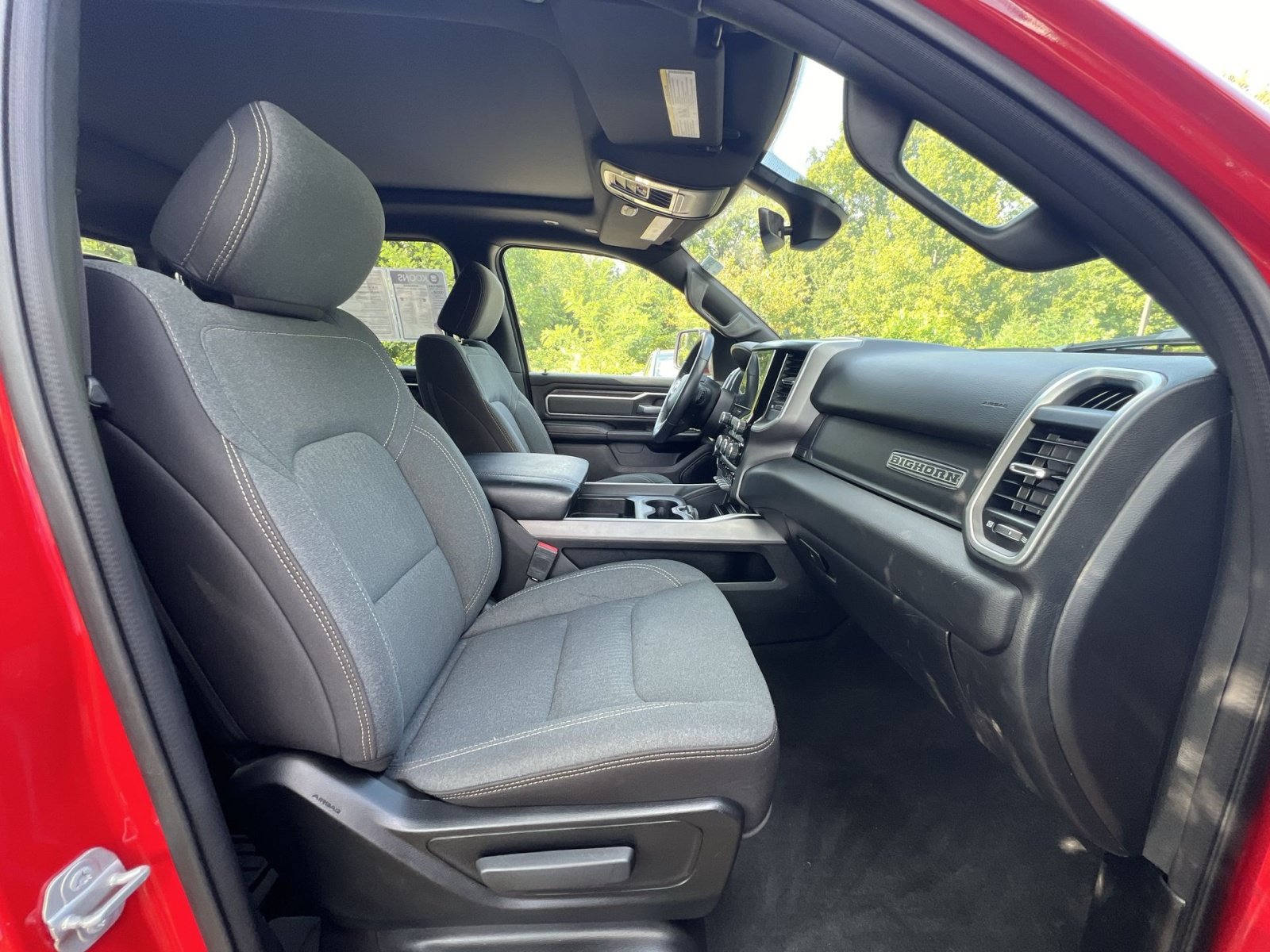 Used 2022 RAM 1500 Big Horn AWD/4WD image 31