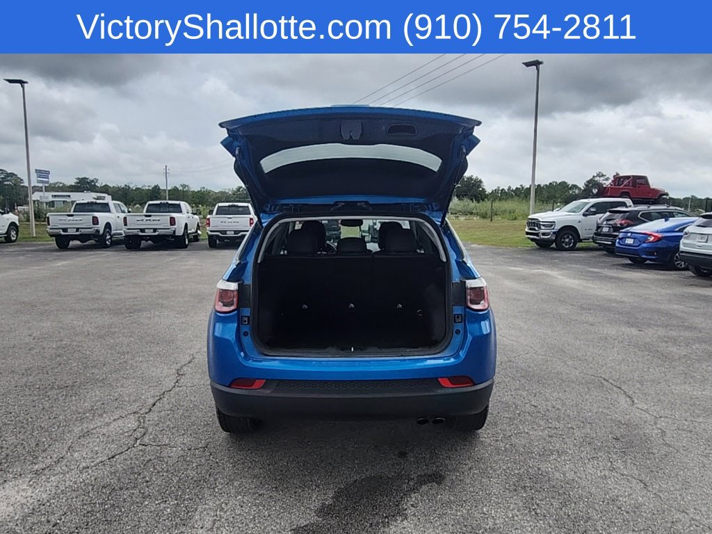 Used 2019 Jeep Compass Latitude FWD image 21