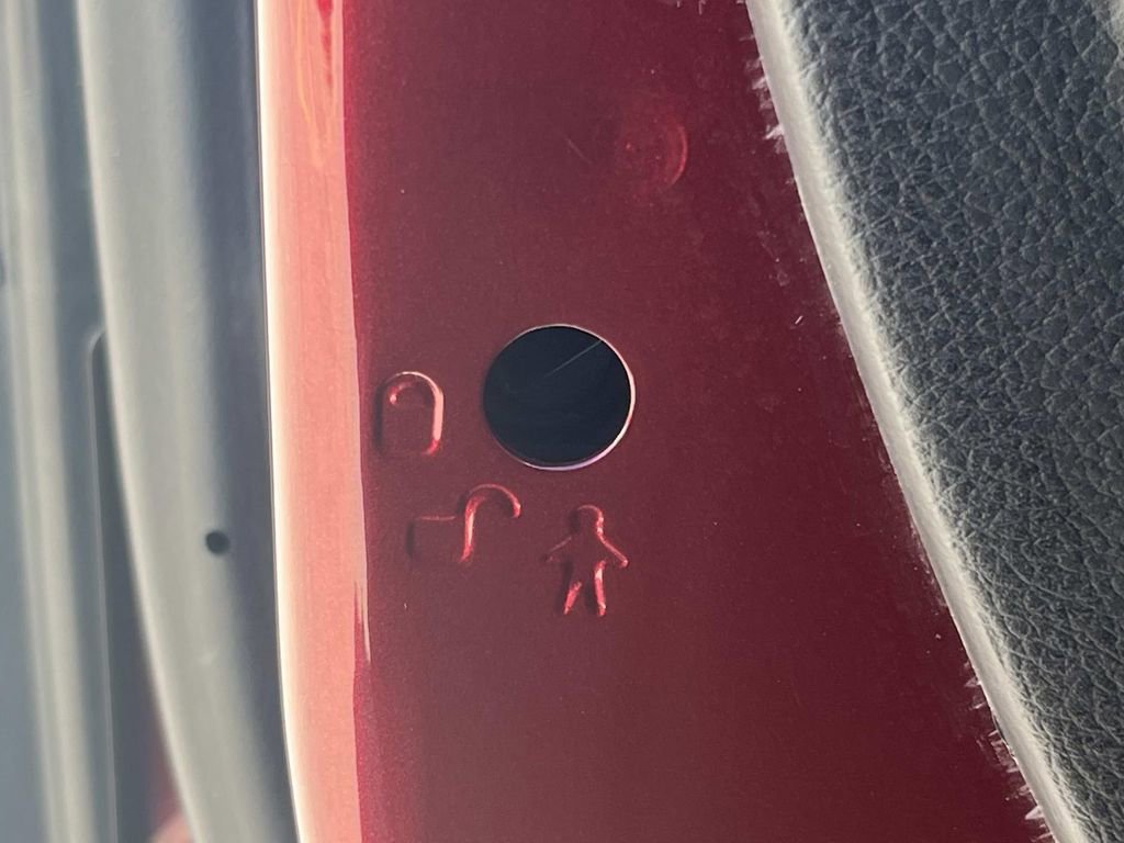 Used 2018 RAM 2500 Power Wagon w/ Leather & Luxury Group image 12