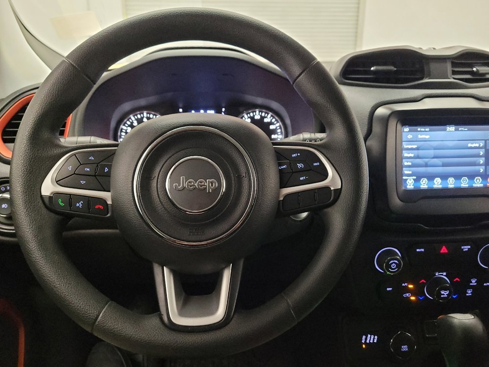 Used 2019 Jeep Renegade Sport image 22