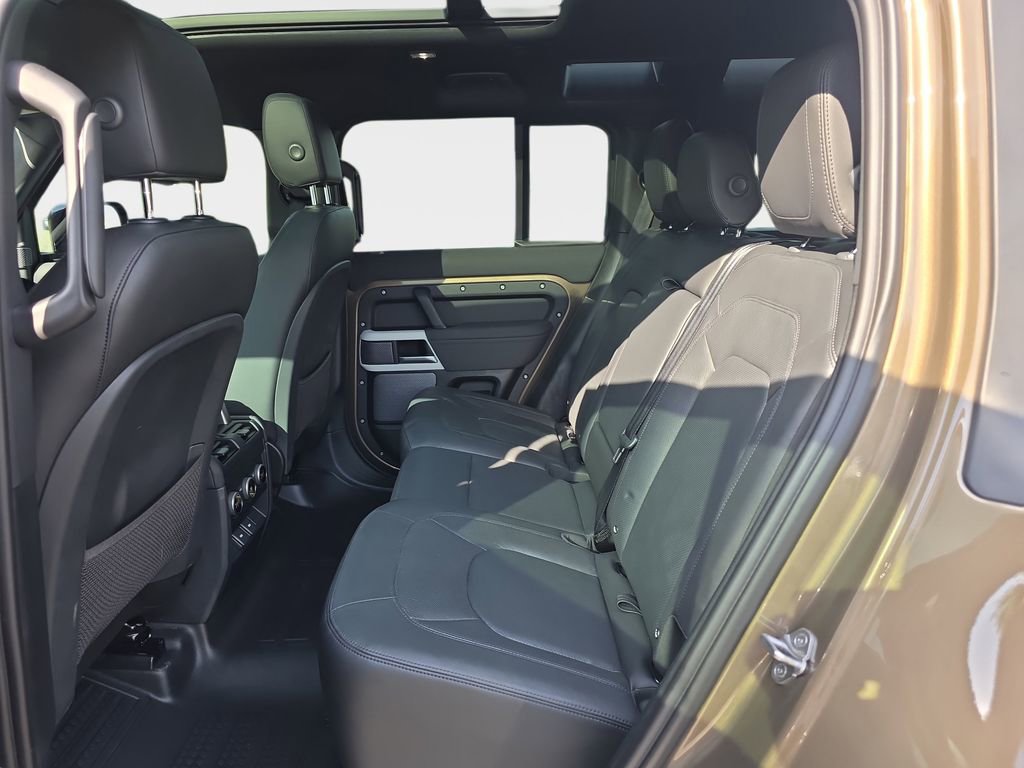 Certified 2023 Land Rover Defender 110 S AWD/4WD image 16