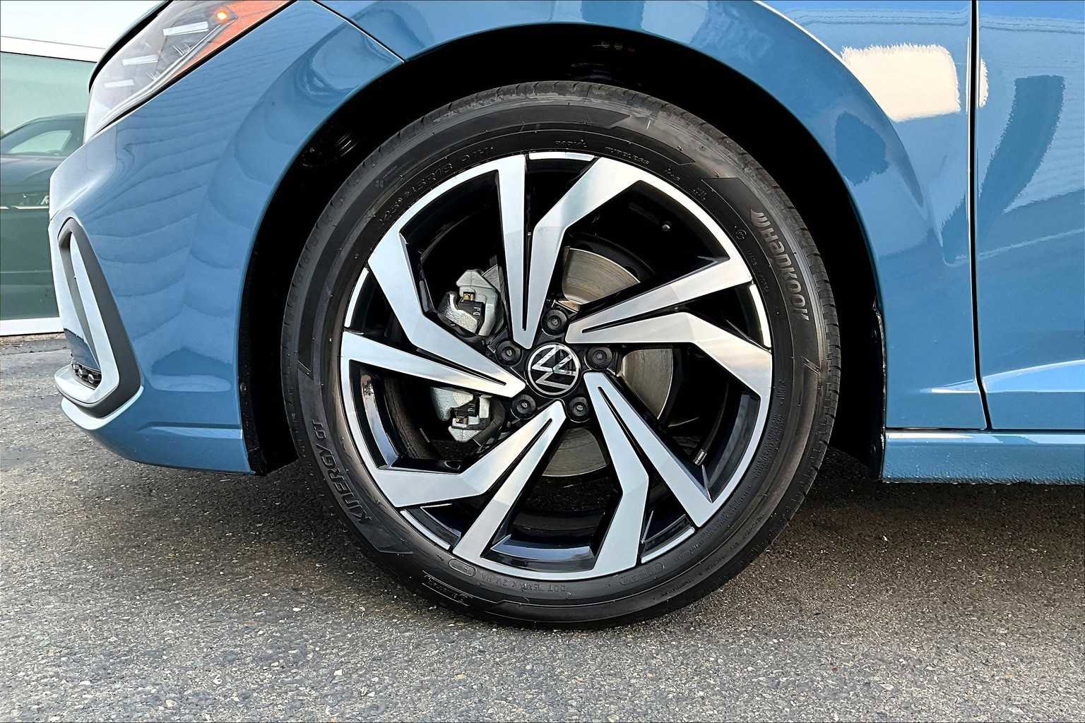 New 2025 Volkswagen Jetta SEL image 14