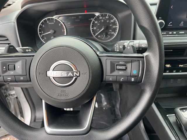 Used 2023 Nissan Rogue SV image 19