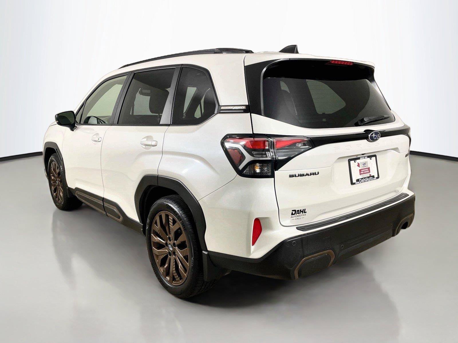 Used 2025 Subaru Forester Sport AWD/4WD image 10