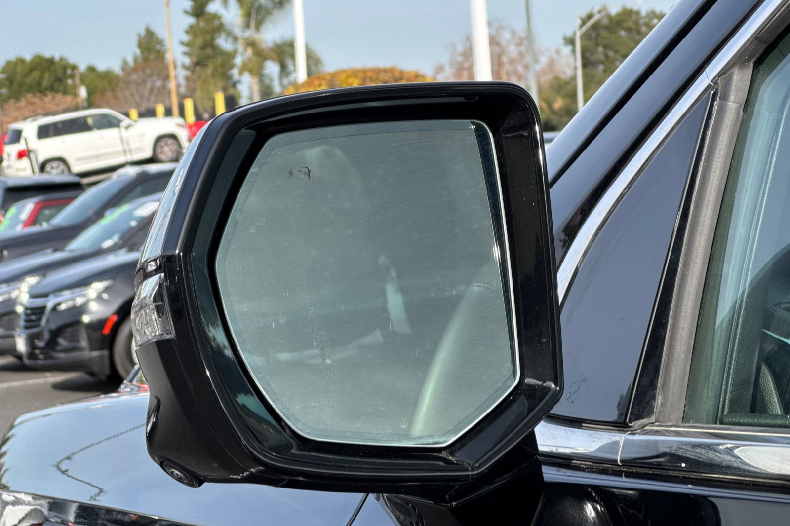 Used 2025 GMC Yukon Denali image 50