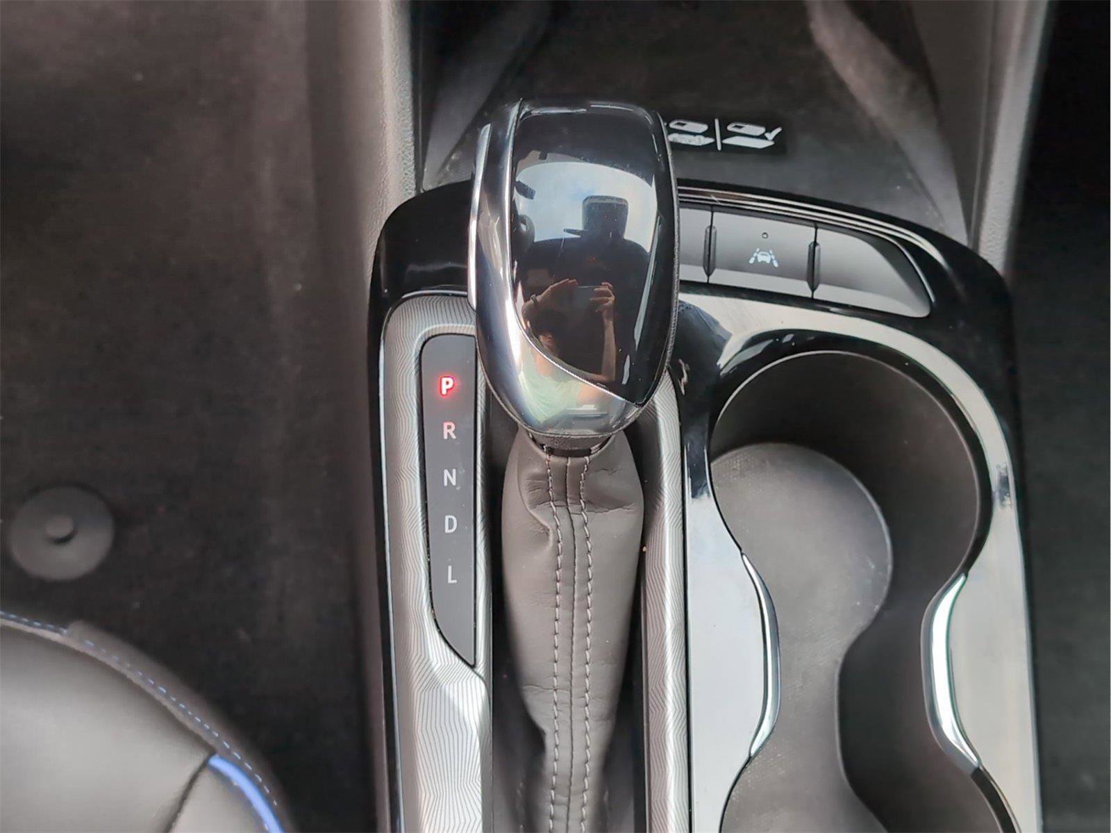 Used 2024 Buick Envista Sport Touring w/ Convenience I Package image 23