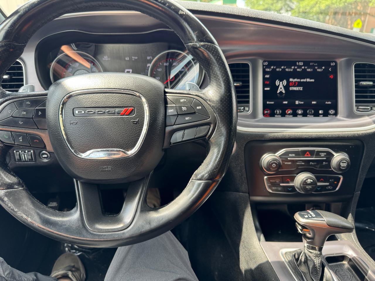 Used 2019 Dodge Charger SXT AWD/4WD image 21