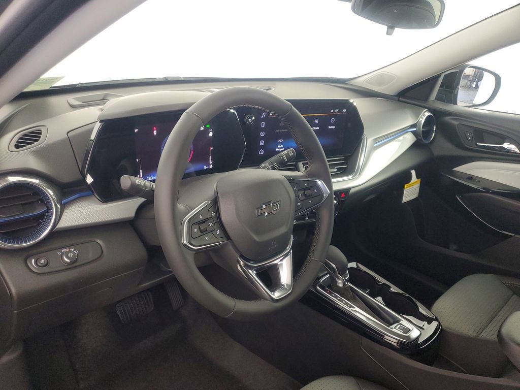 New 2026 Chevrolet Trax LT w/ Midnight Edition image 11