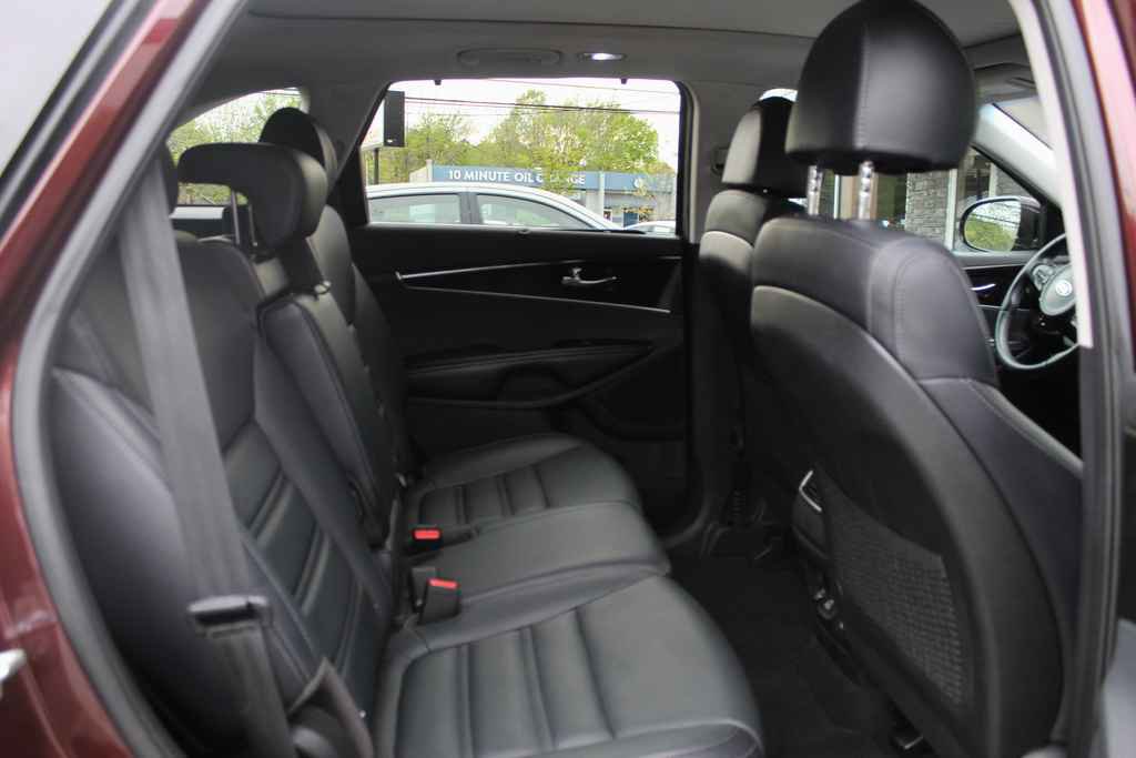 Used 2018 Kia Sorento EX w/ EX Advanced Touring Package image 29