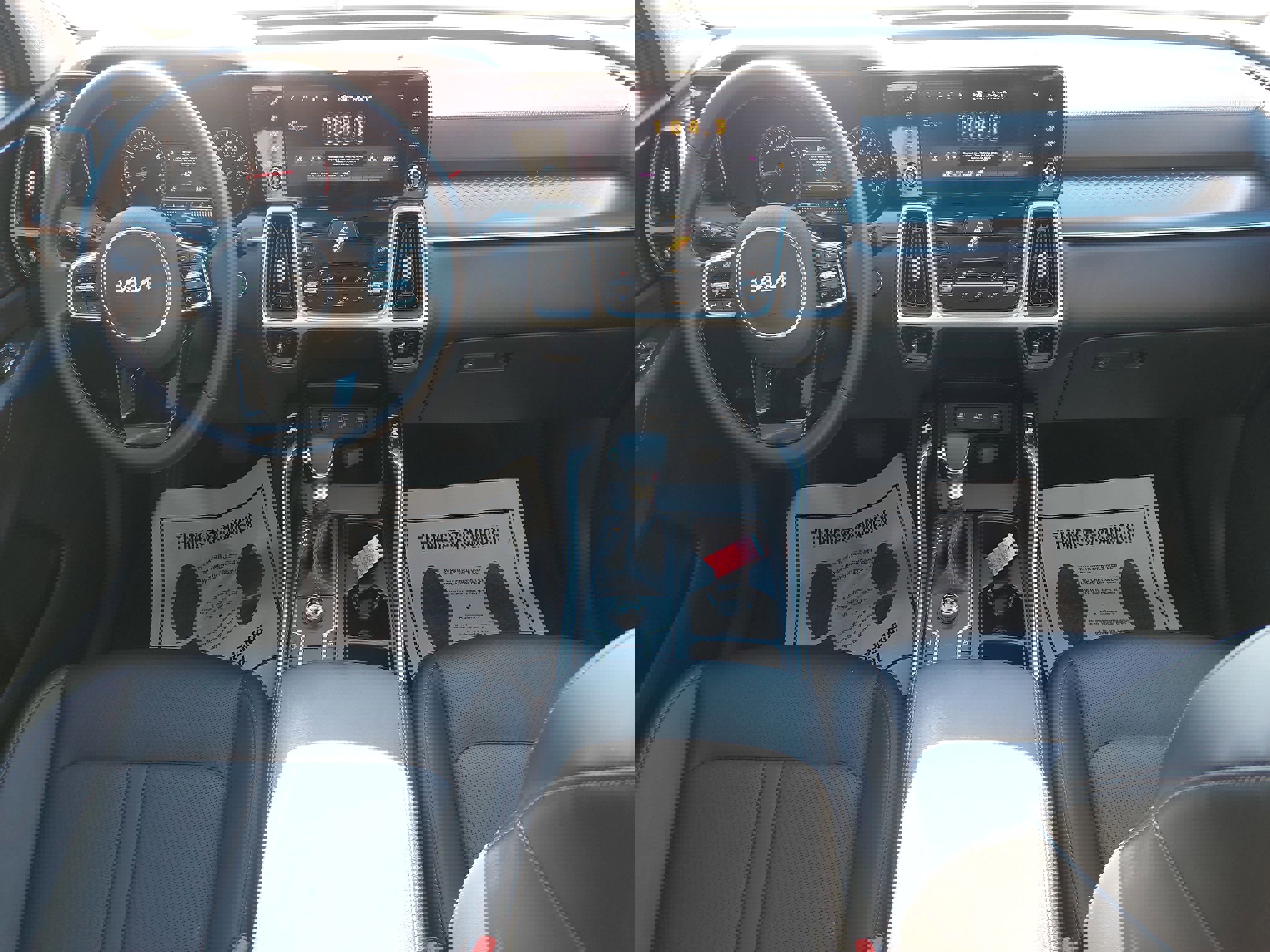 Used 2022 Kia Sorento S w/ Panoramic Sunroof Package image 9