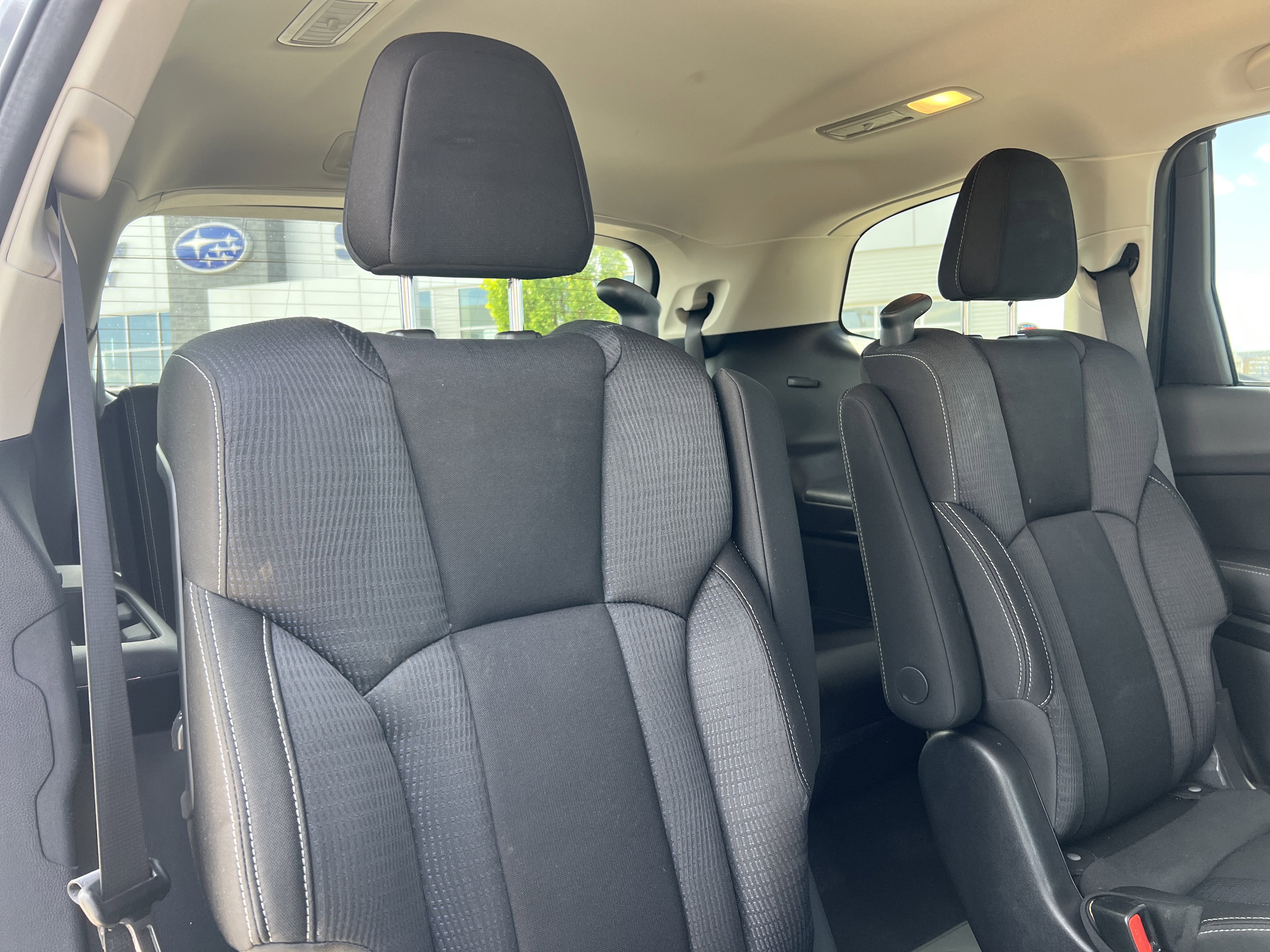 Used 2023 Subaru Ascent Premium w/ Convenience Package AWD/4WD image 16