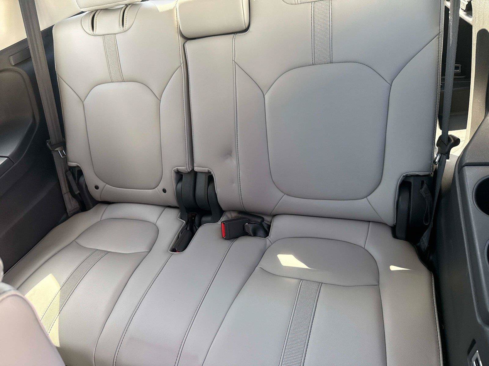 Certified 2025 Honda Pilot EX-L image 15