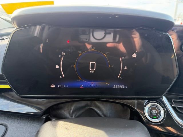 Used 2025 Chevrolet Trax ACTIV w/ Driver Confidence Package image 16