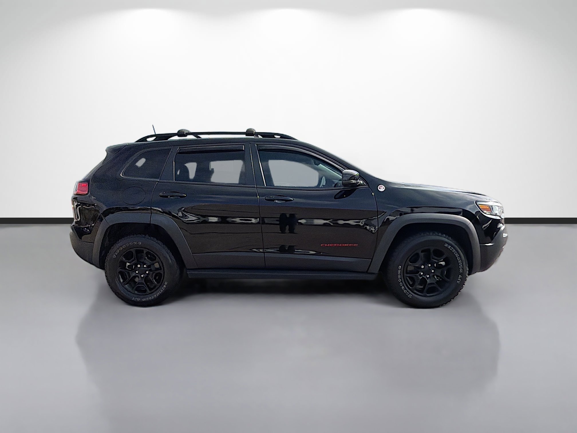 Used 2022 Jeep Cherokee Trailhawk w/ Sound & Nav Group image 2