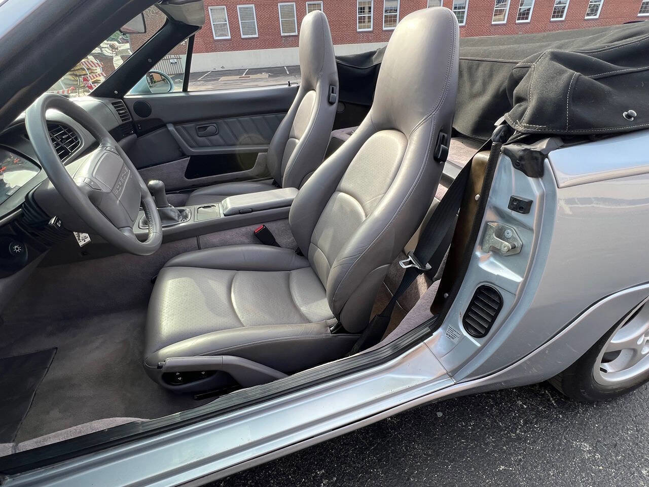 Used 1994 Porsche 968 Cabriolet RWD image 20